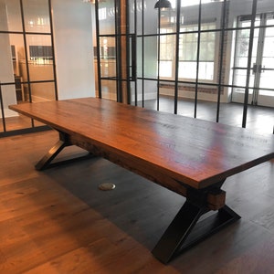 Executive Solid Wood Conference Table – Modern & Industrial